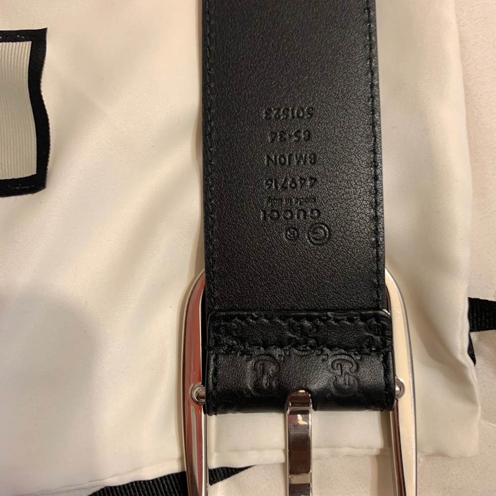 Mens Gucci Belt (size 80) Black Leather GG